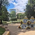 Towarowa Clock Apartment, Free Parking, Air-conditioning, Self Check-in 24h