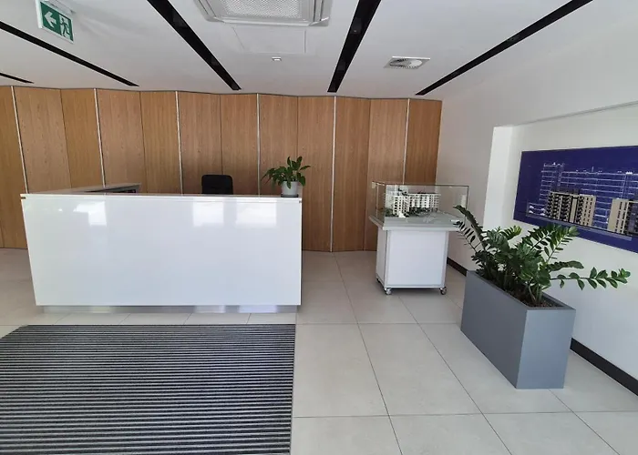 Towarowa Clock Apartment, Free Parking, Air-conditioning, Self Check-in 24h Apartment Posen