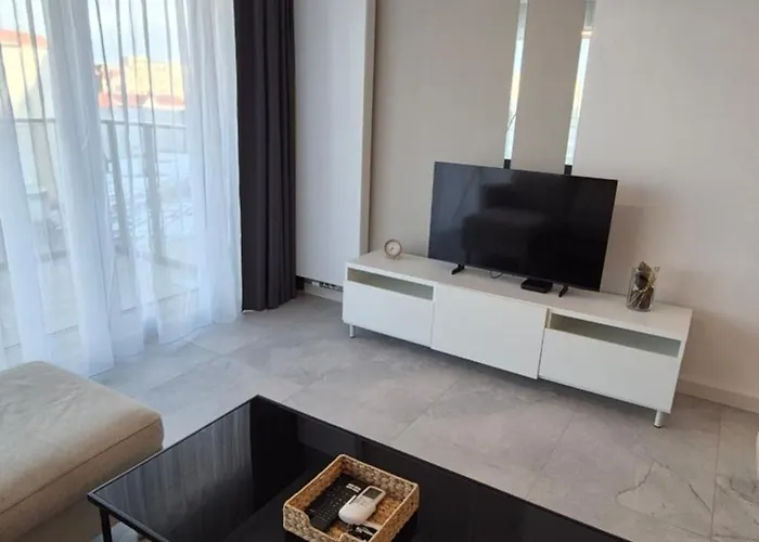 Towarowa Clock Apartment, Free Parking, Air-conditioning, Self Check-in 24h Apartment Posen