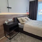 Apartment Towarowa Clock Apartment, Free Parking, Air-conditioning, Self Check-in 24h *