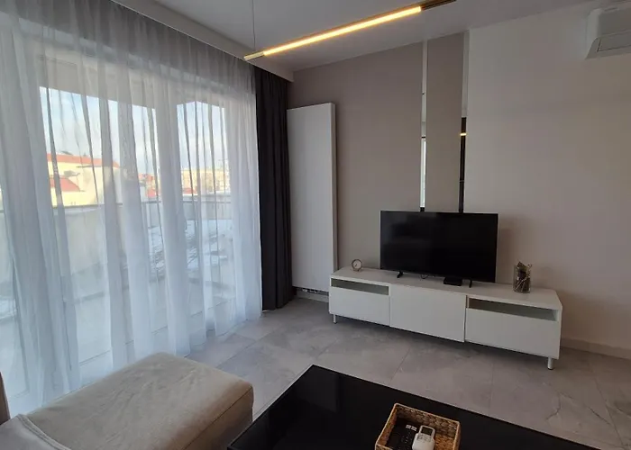 شقة Towarowa Clock Apartment, Free Parking, Air-conditioning, Self Check-in 24h