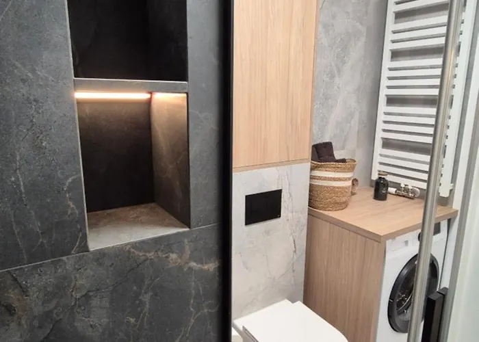 شقة Towarowa Clock Apartment, Free Parking, Air-conditioning, Self Check-in 24h بوزنان