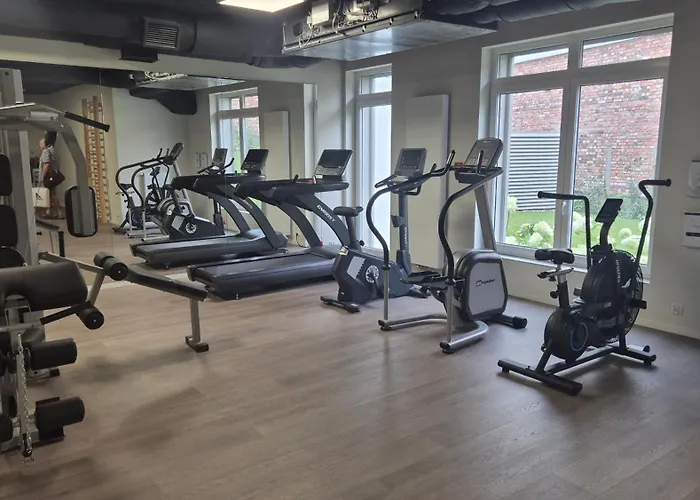 Towarowa Clock Apartment, Free Parking, Air-conditioning, Self Check-in 24h شقة